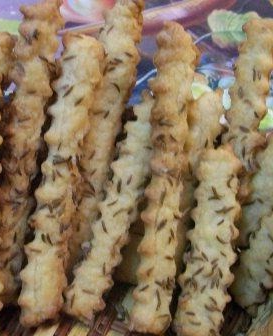 ხრაშუნა მარილიანი ჩხირები