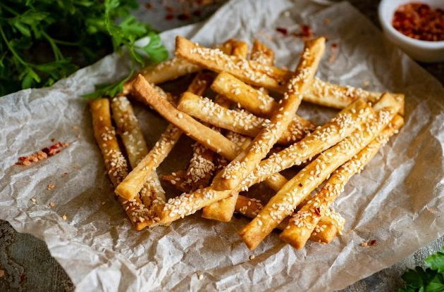 ხრამუნა მარილიანი ჩხირები ლუდისთვის